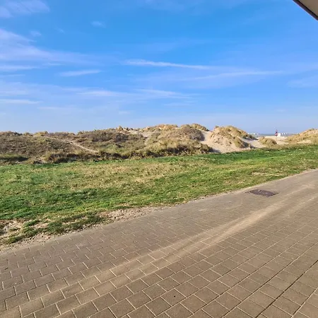 Sea Side Apartment
